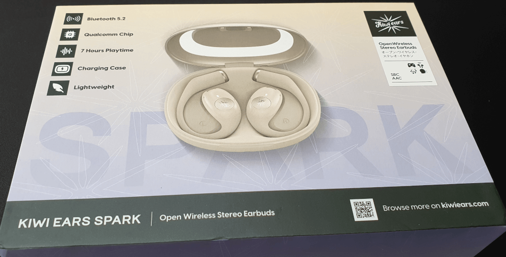 An exterior picture of the box that the Kiwi Ears Spark comes in. The box shows a picture of the earphones on the front and lists some features.
